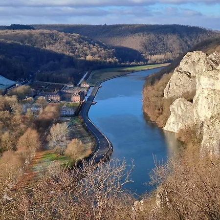 La Retraite Du Colonel - Rural A Dinant * Falmagne